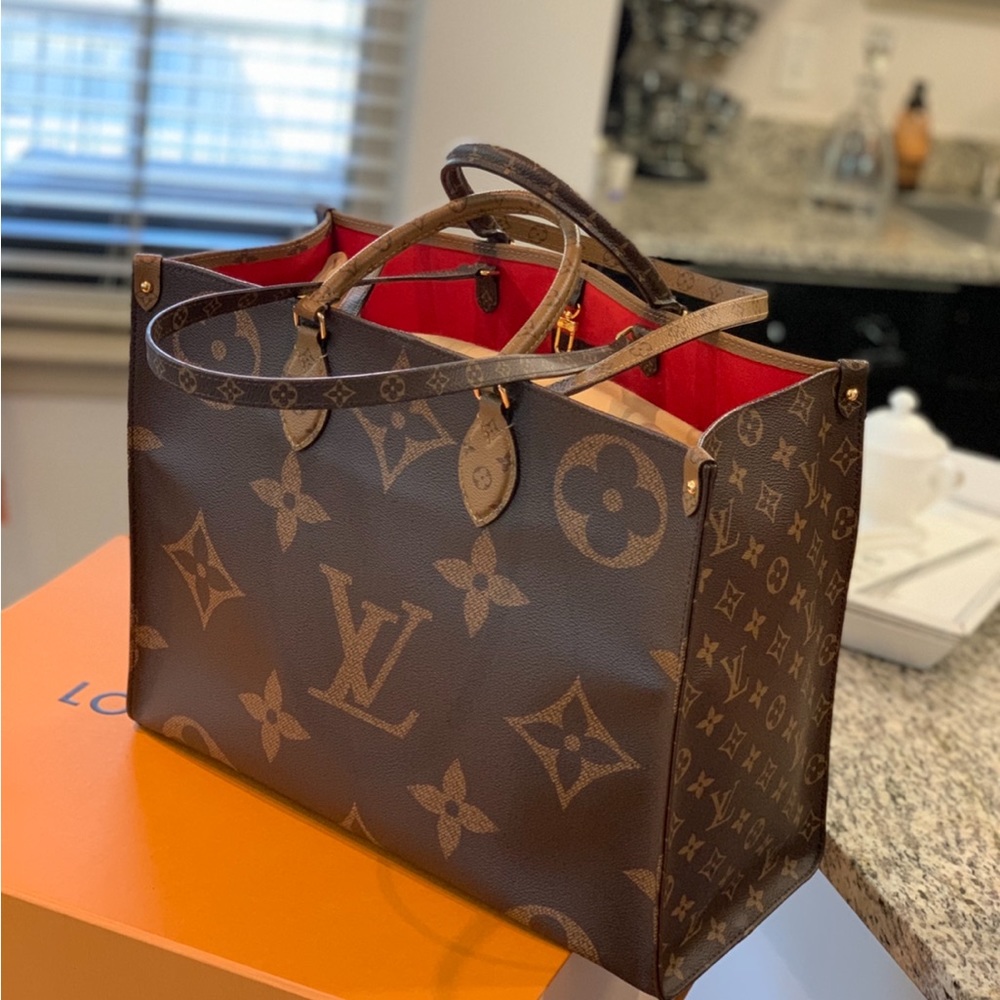 🔥 LV 25% off 🔥your LV “like” TODAY ONLY